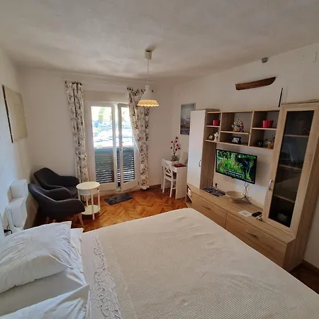 Riva Apartment