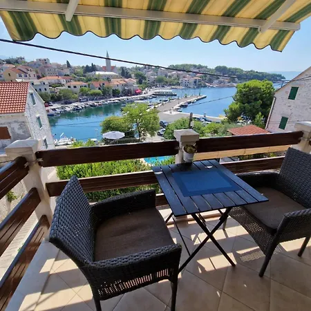 Riva Apartment Sumartin